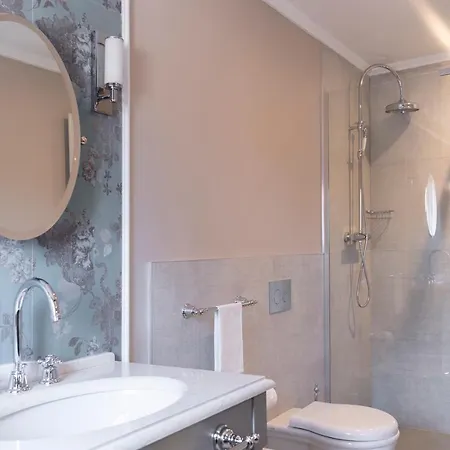 Be Mate Ponte Di Rialto 4*