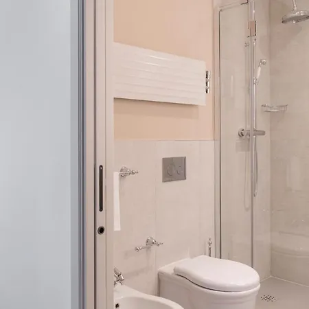 Be Mate Ponte Di Rialto Aparthotel Venice