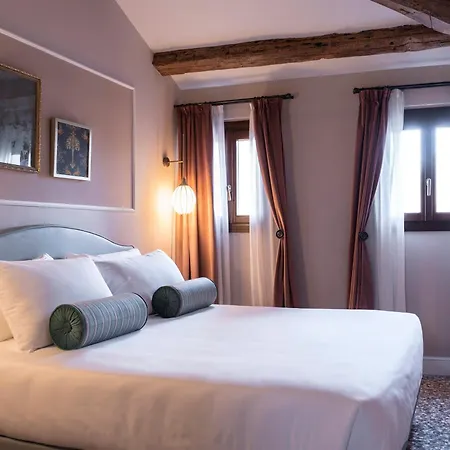 Be Mate Ponte Di Rialto Venice