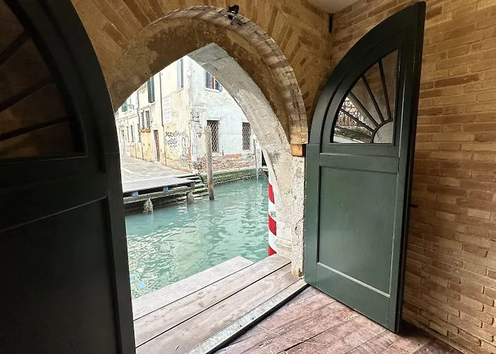 Be Mate Ponte Di Rialto البندقية