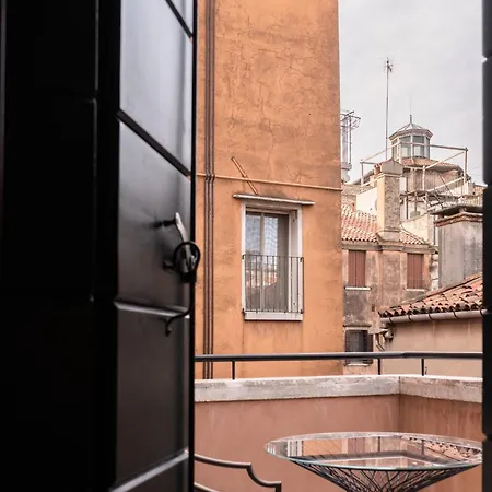 アパートホテル Be Mate Ponte Di Rialto