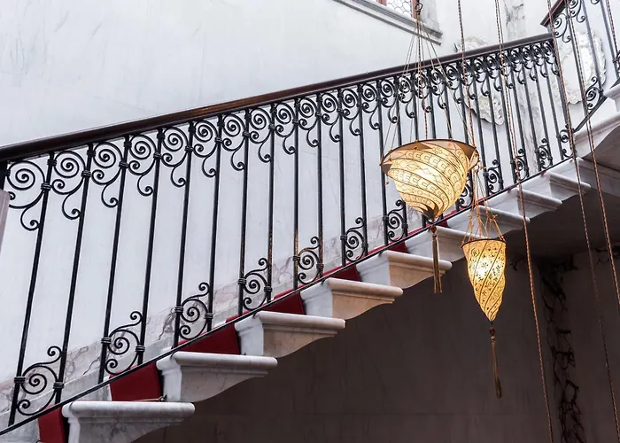 Ξενοδοχείο με διαμερίσματα Be Mate Ponte Di Rialto 4*