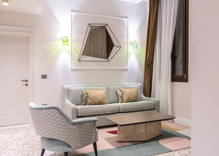 Ξενοδοχείο με διαμερίσματα Be Mate Ponte Di Rialto 4*